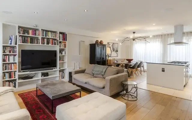 Putney Bridge Road, London, SW15 2PA 2