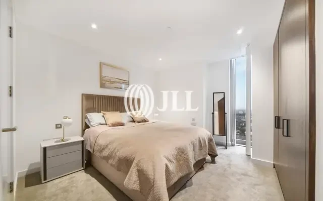 Landmark Pinnacle, London E14 2
