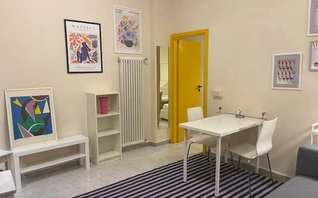 Apartment in Via del Borgo di San Pietro, Bologna for 32 m² with 1 bedrooms 2