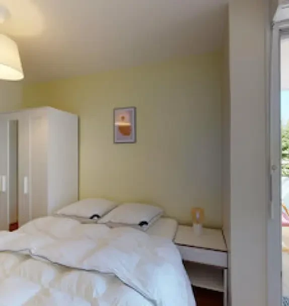 Very cool double bedroom in Rosny-sous-Bois