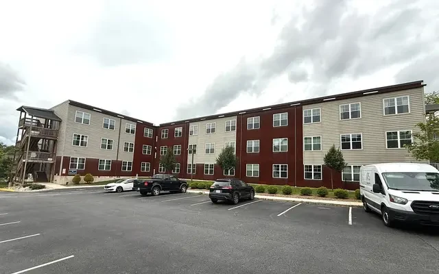 Hearthstone Apartments 4