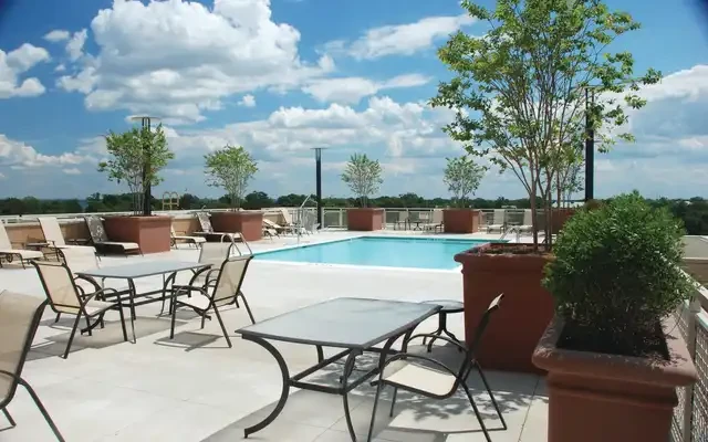 The Palatine Apartments 4