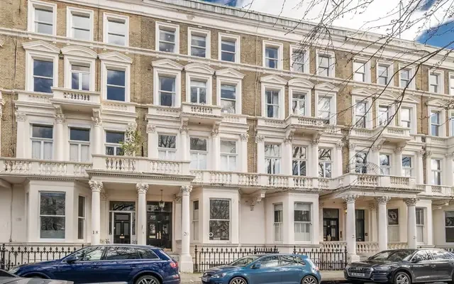 Earls Court Square, Earls Court, SW5 2