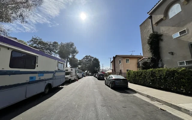 2013 Raymond Avenue 2