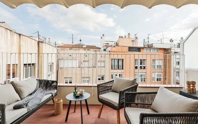 Kadikoy - 4 bedrooms and terrace in Sant Gervasi 4