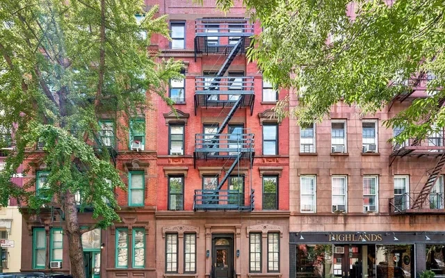 148 West 10th Street 0