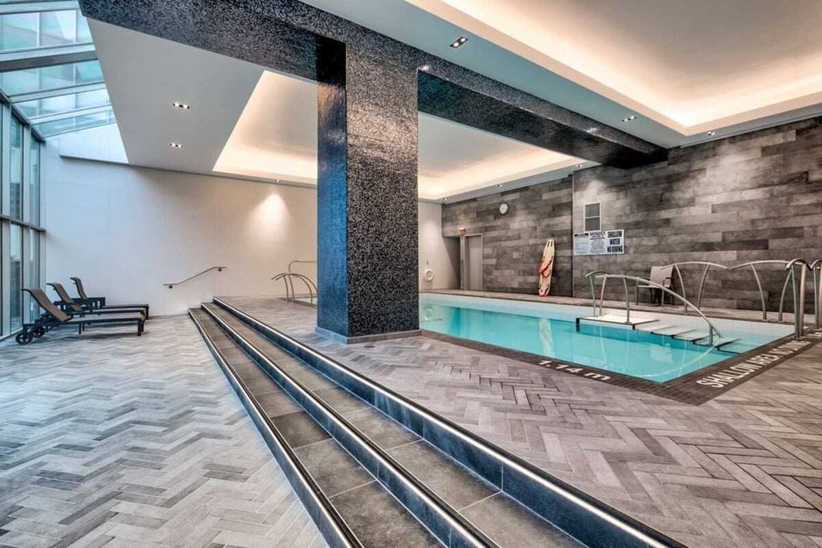 Sky Residence - Bloor Street & Sherbourne Street 3