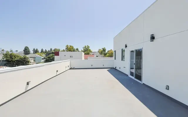 Perseus Apartments 2