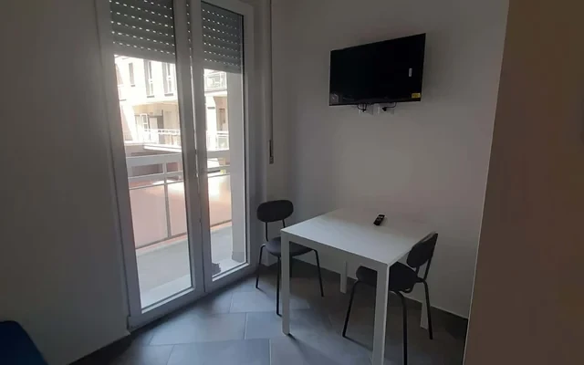 Apartment in Via Giorgio Stephenson, Milano for 20 m² 1