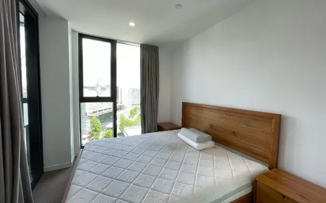 147 Victoria Street West 4