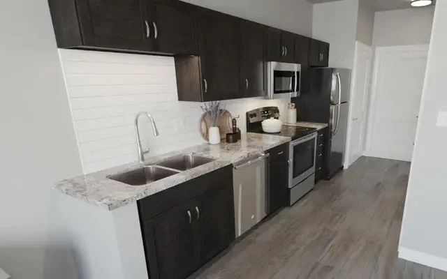 Grand Park Apartments 3