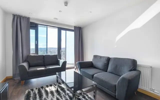 Pinnacle Tower, 23 Fulton Road, Wembley Park, London, HA9 0GD 4