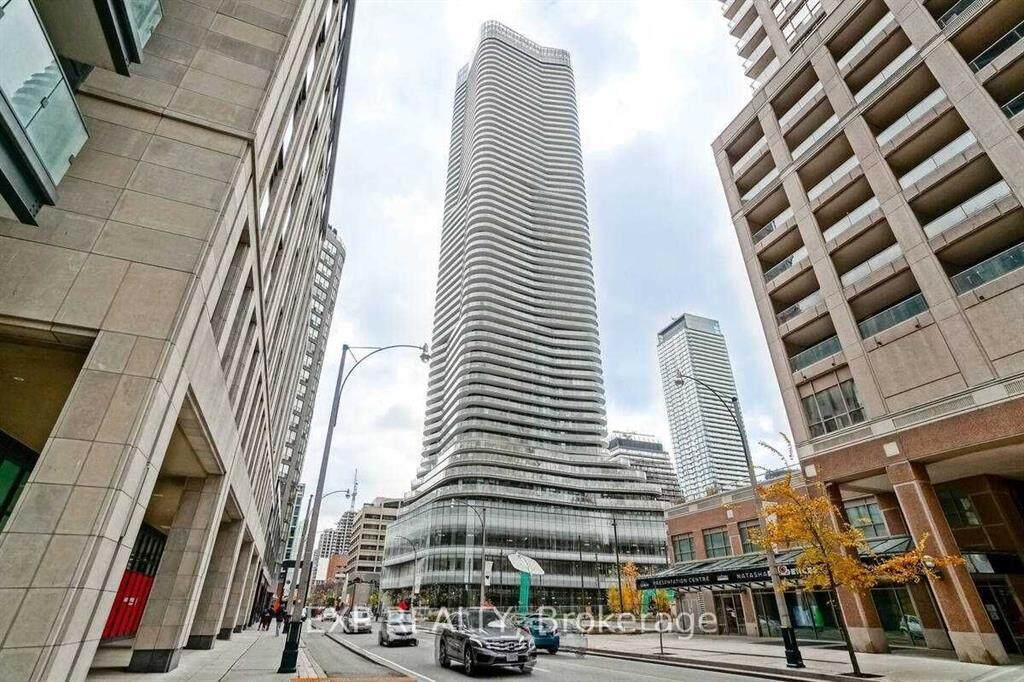 11 Wellesley Street W #1212