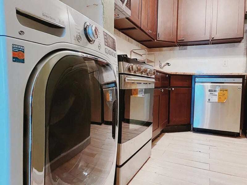 533 Nostrand Avenue, Brooklyn 3