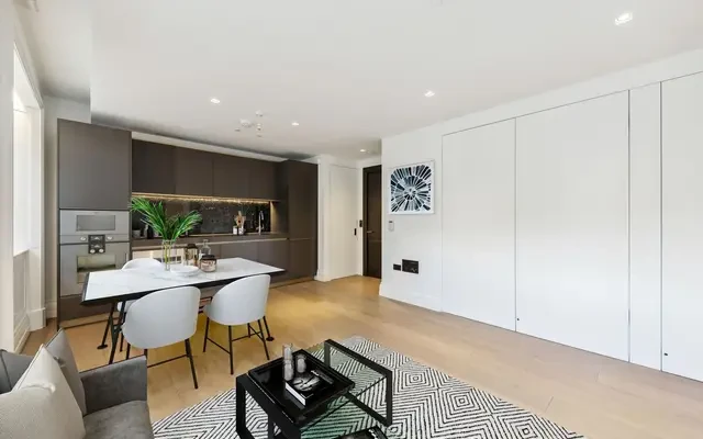 The Regents Crescent, Park Crescent West, Marylebone, London, W1B 1AL 0