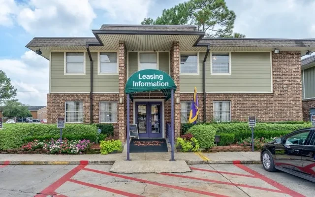 Tiger Plaza Apartments 1