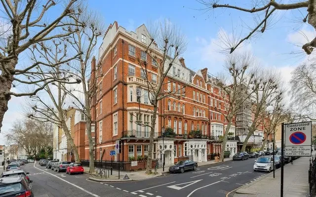 Collingham Gardens, Earls Court, London, SW5 0HL 1