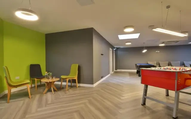 iQ Newtown House 3