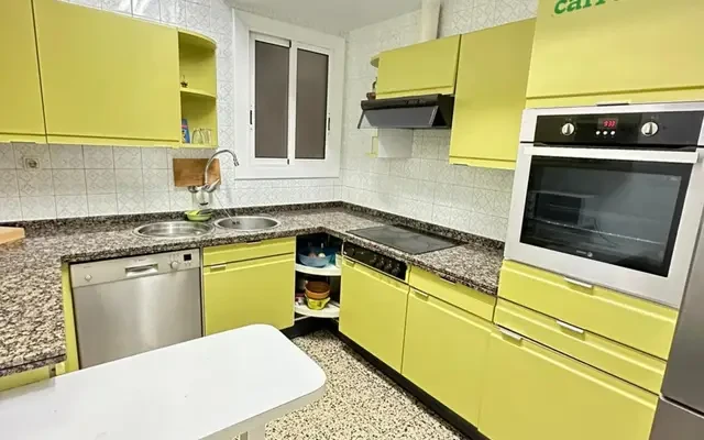 Luminous double bedroom near Parc de la Ciutat 4