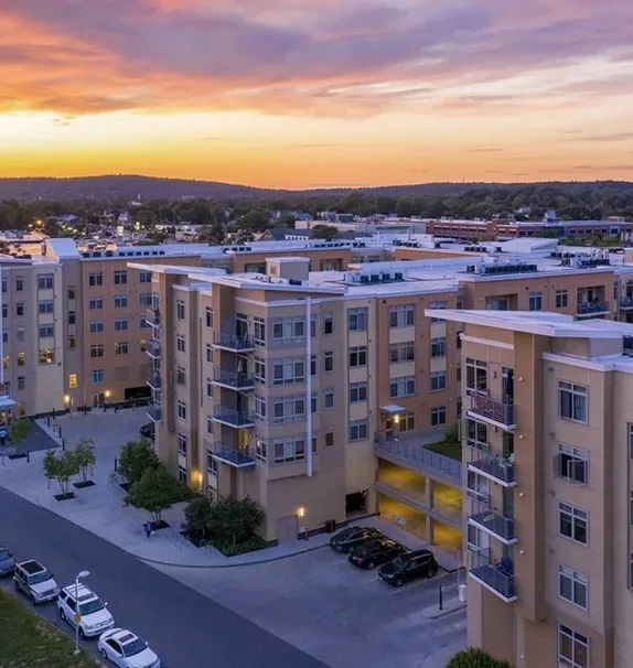 Currents on the Charles