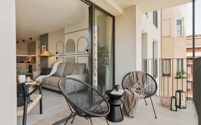 Glano - 3 bedrooms w/ balcony in Eixample Esquerra 4