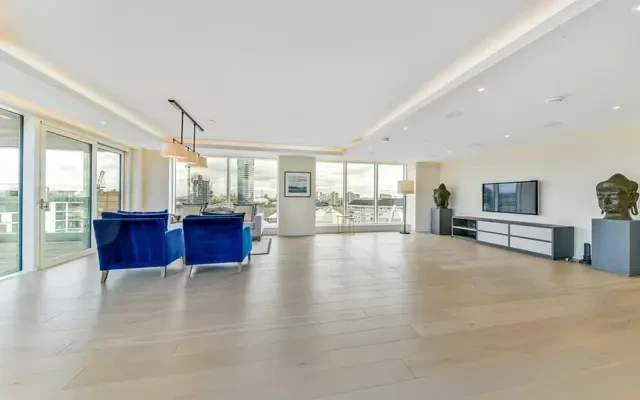 Chelsea Creek Tower, Park Street, London, SW6 2RQ 3