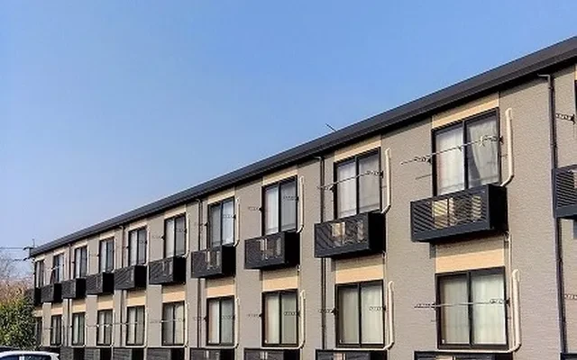 レオパレスラーク 1
