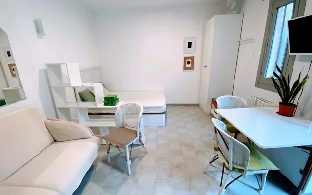 Hermoso Estudio en Chamberi 3