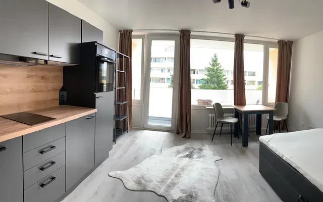 Landsberger Straße 443 3