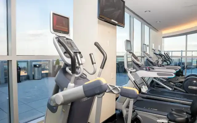 Furnished Apartment in Crystal City near Pentagon 1