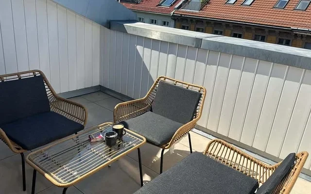 grossartiges helles Dachgeschoss in Kreuzberg 3