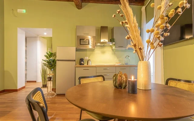 Giada - Charming Apartment at the Imperial Forums 2