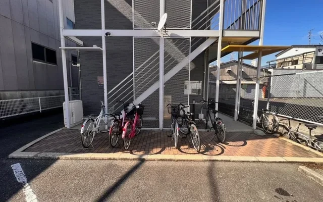 レオパレスフジ 4