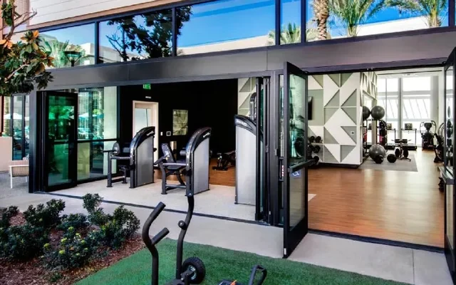 9870 Carroll Canyon Rd 3