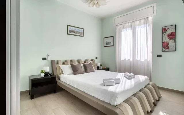 Delightful 1-bed flat w/ balcony 3