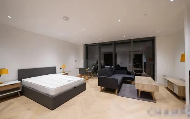 CM-Landmark Pinnacle 0