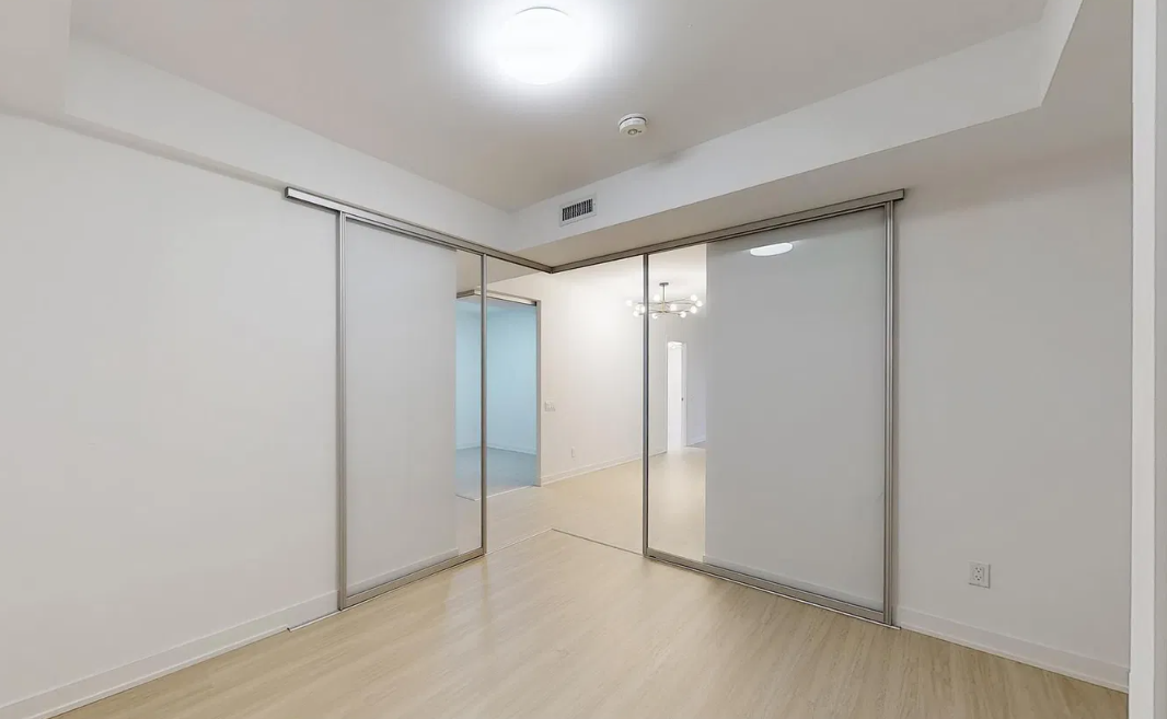 8 Wellesley Residences 3