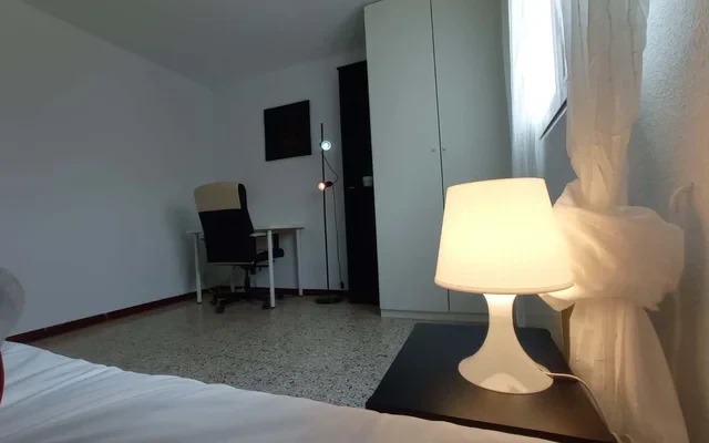 BO83 1
