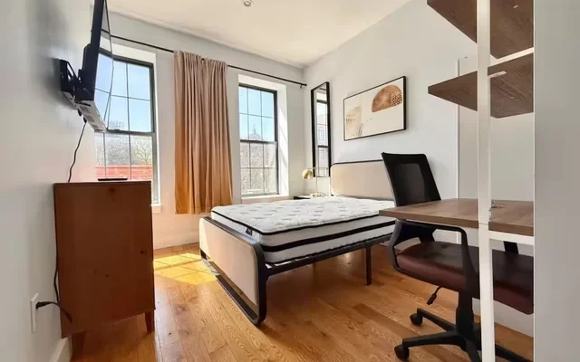 375 Vernon Avenue, Brooklyn 3