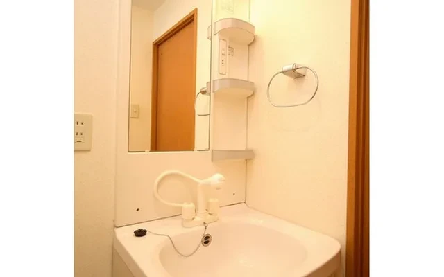 Student Hall RJR Orio Minami II 4