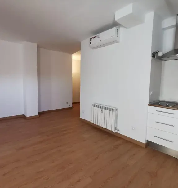 studio near Calle Santa Beatriz de Silva