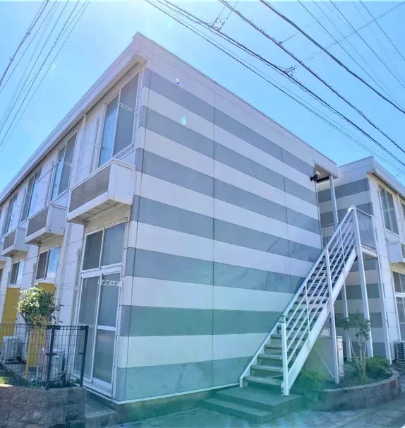 レオパレスフローラ