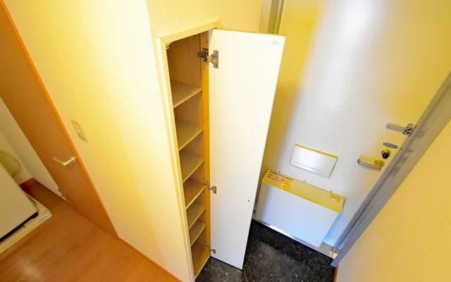 レオパレス黒坂 - Shinshiro student accommodation - 202号房间(带独立厨房)
