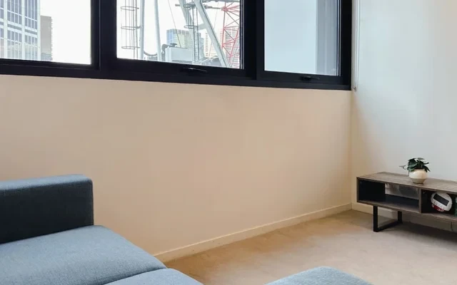 1008/8 Sutherland Street 2