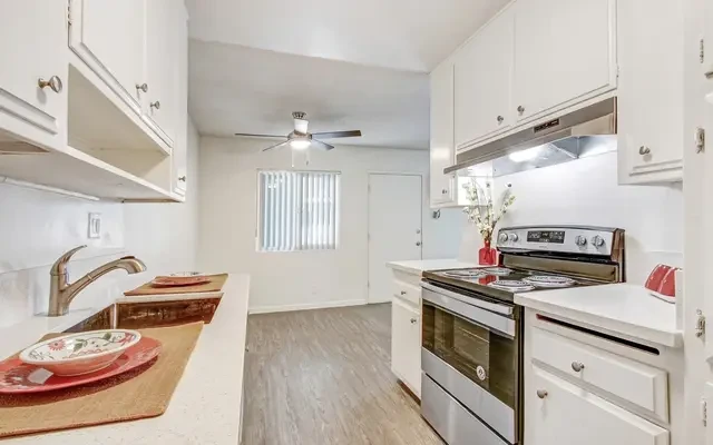 Woodman Apartments 3