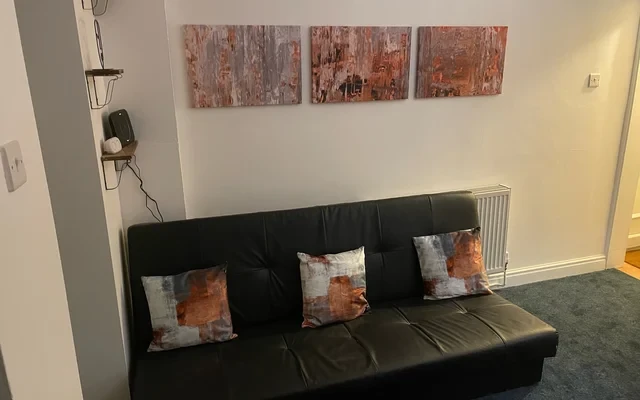 Lonsdale Place, LN5 2