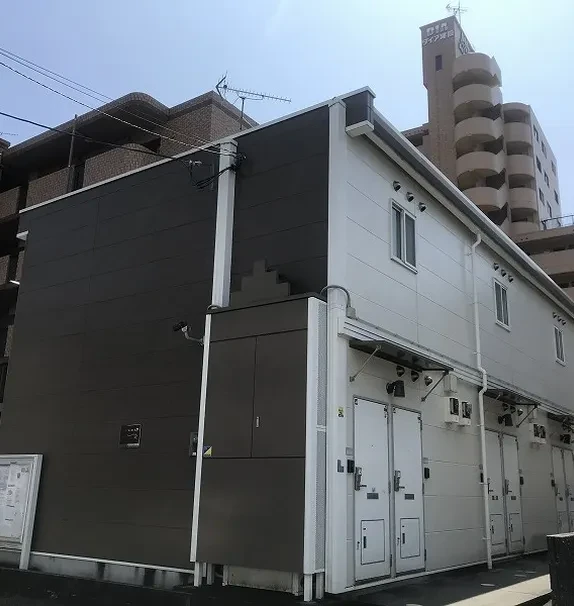 レオパレスベイサージュ
