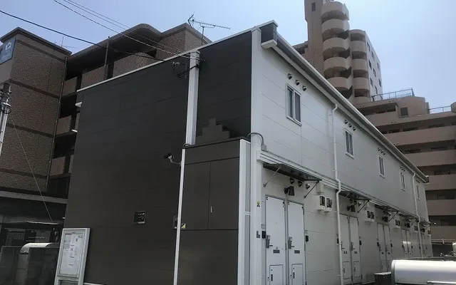 レオパレスベイサージュ 0