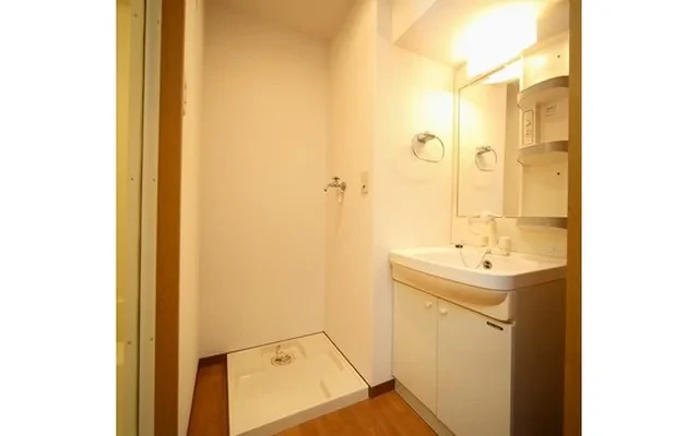 Student Hall RJR Orio Minami II 3
