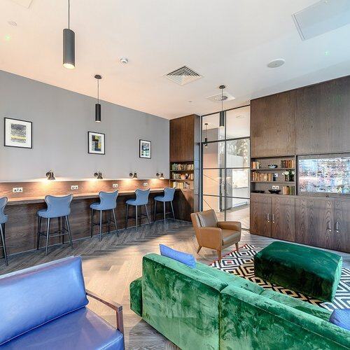 Wembley Landsby Building & Wembley Deluxe Apartments London Student uhomes